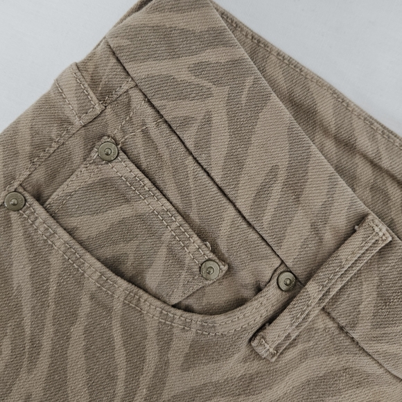 MOTHER The Looker Ankle Fray Jean in Sweet Stripes Print Size 29 - Picture 9 of 16